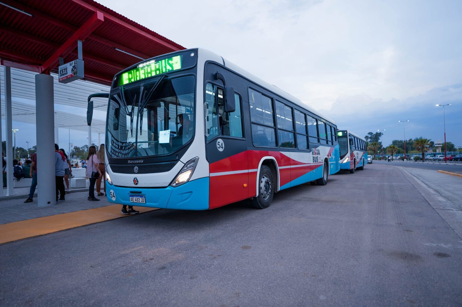 Rioja Bus no adhiere al paro de transporte