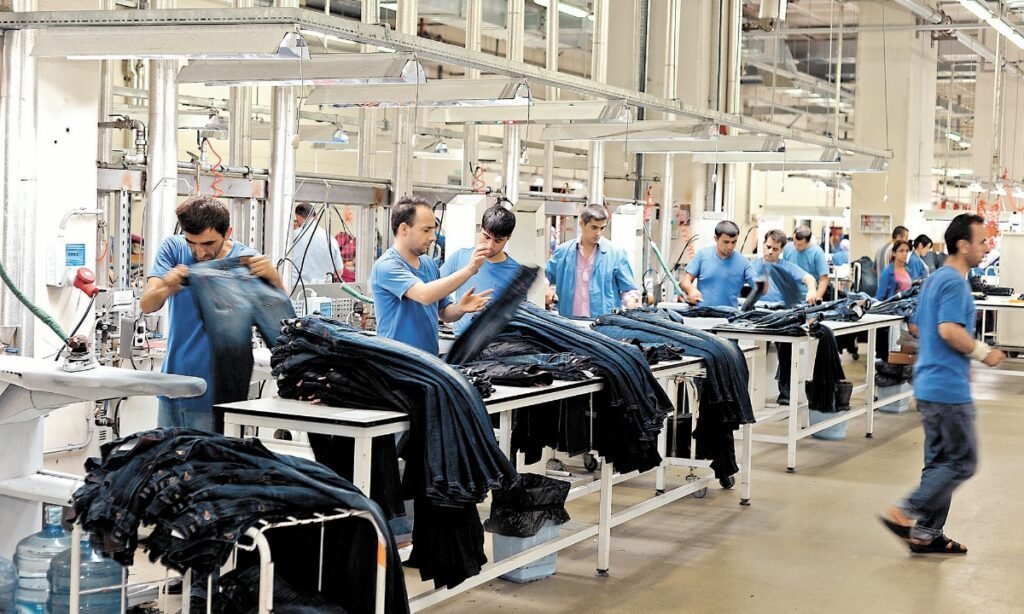 El Parque Industrial reportó nuevos despidos y crece la preocupación en el sector textil