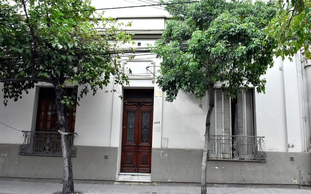 El Juzgado de Menores cita públicamente a una madre para resolver la situación de su hija