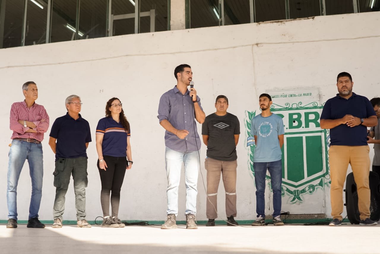 EL MUNICIPIO PROMOCIONA POLÍTICAS AMBIENTALES EN INSTITUCIONES Y ESCUELAS