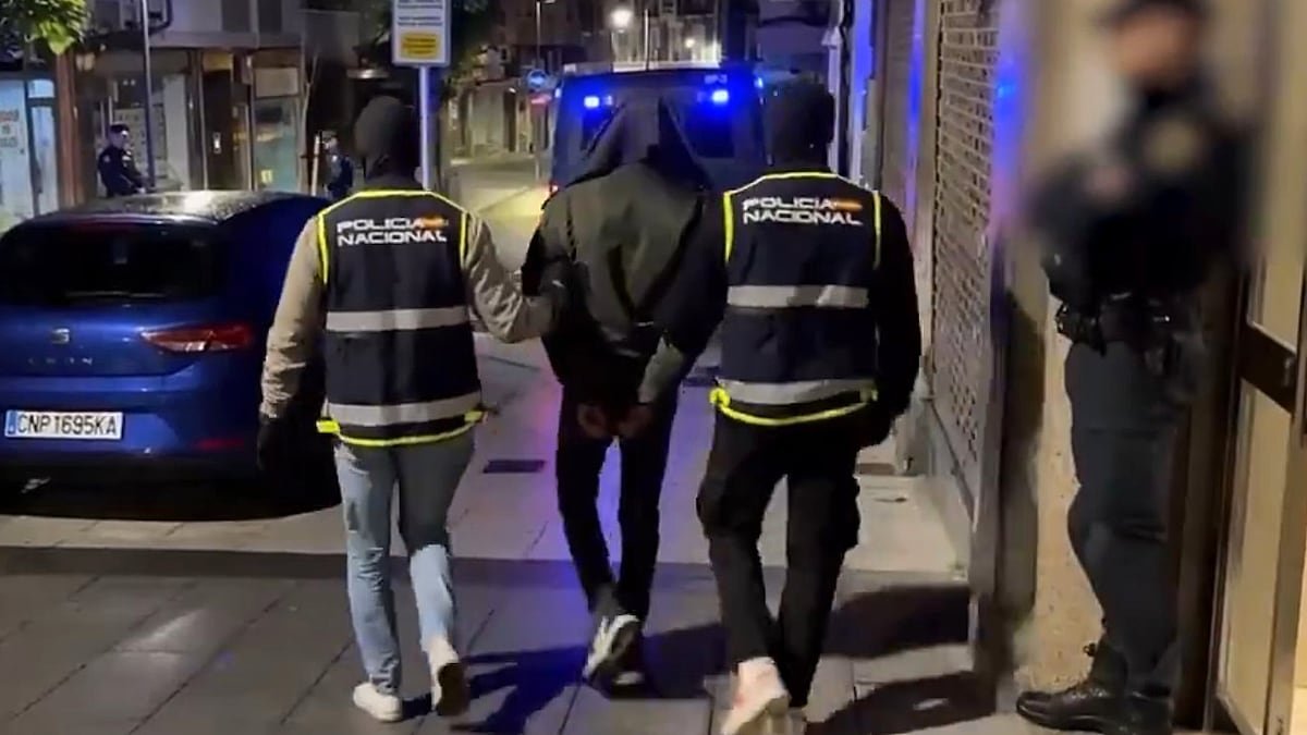 Dos detenidos en Gipuzkoa y Avilés por su vinculación al Estado Islámico | España
