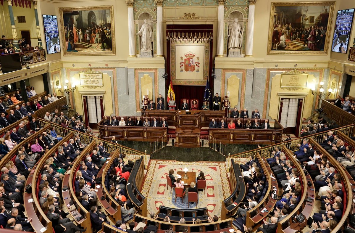 Dos entidades de ciberseguridad detectan filtraciones de información personal de 39 diputados y senadores en la ‘dark web’ | Tecnología