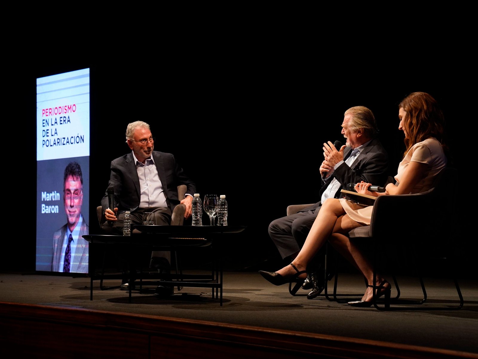 “El periodismo en un sentido debe ser el de antes, buscar y contar historias”