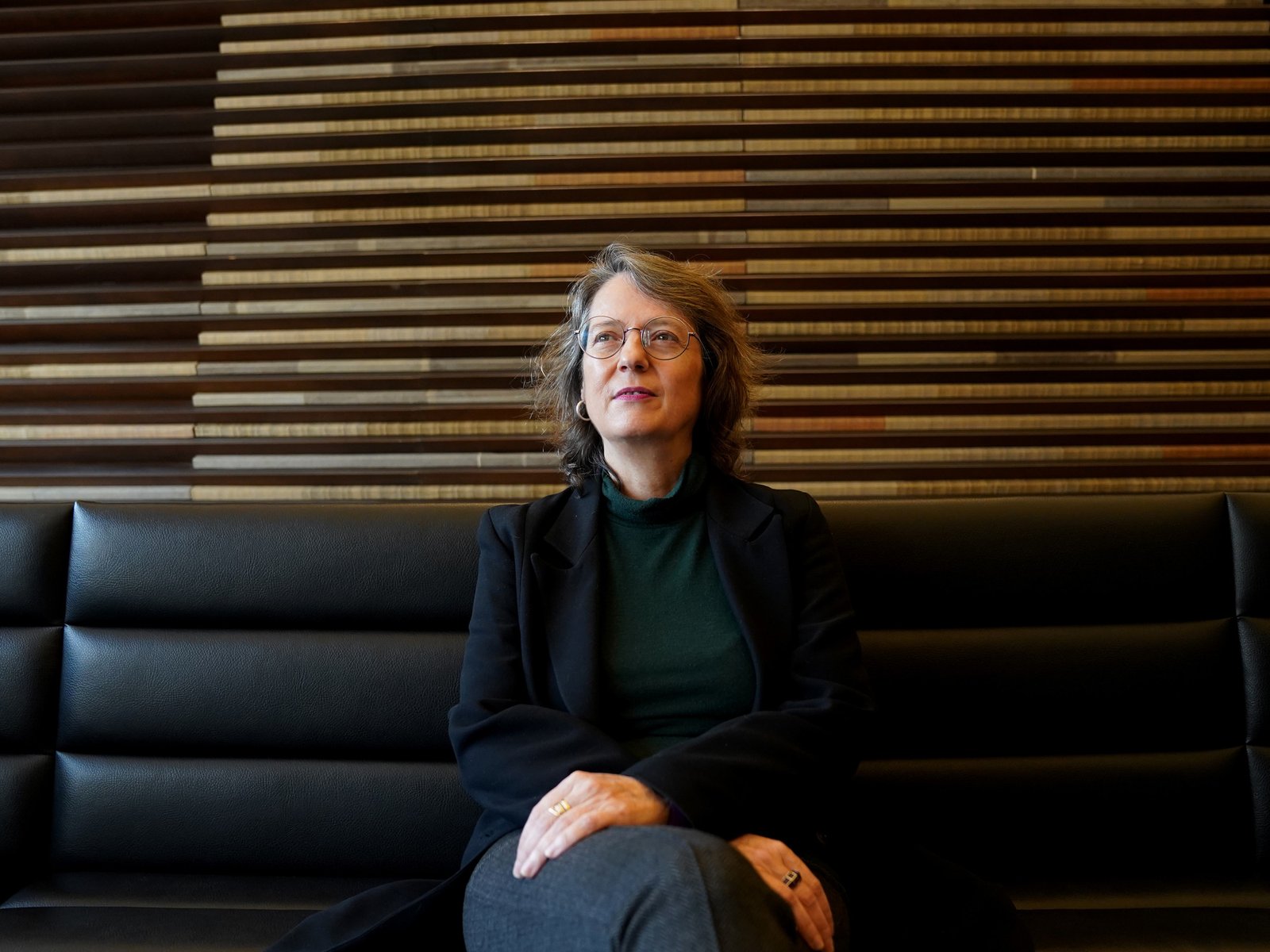La española Marta Sanz reivindica en “Los íntimos” la literatura como resistencia al vértigo