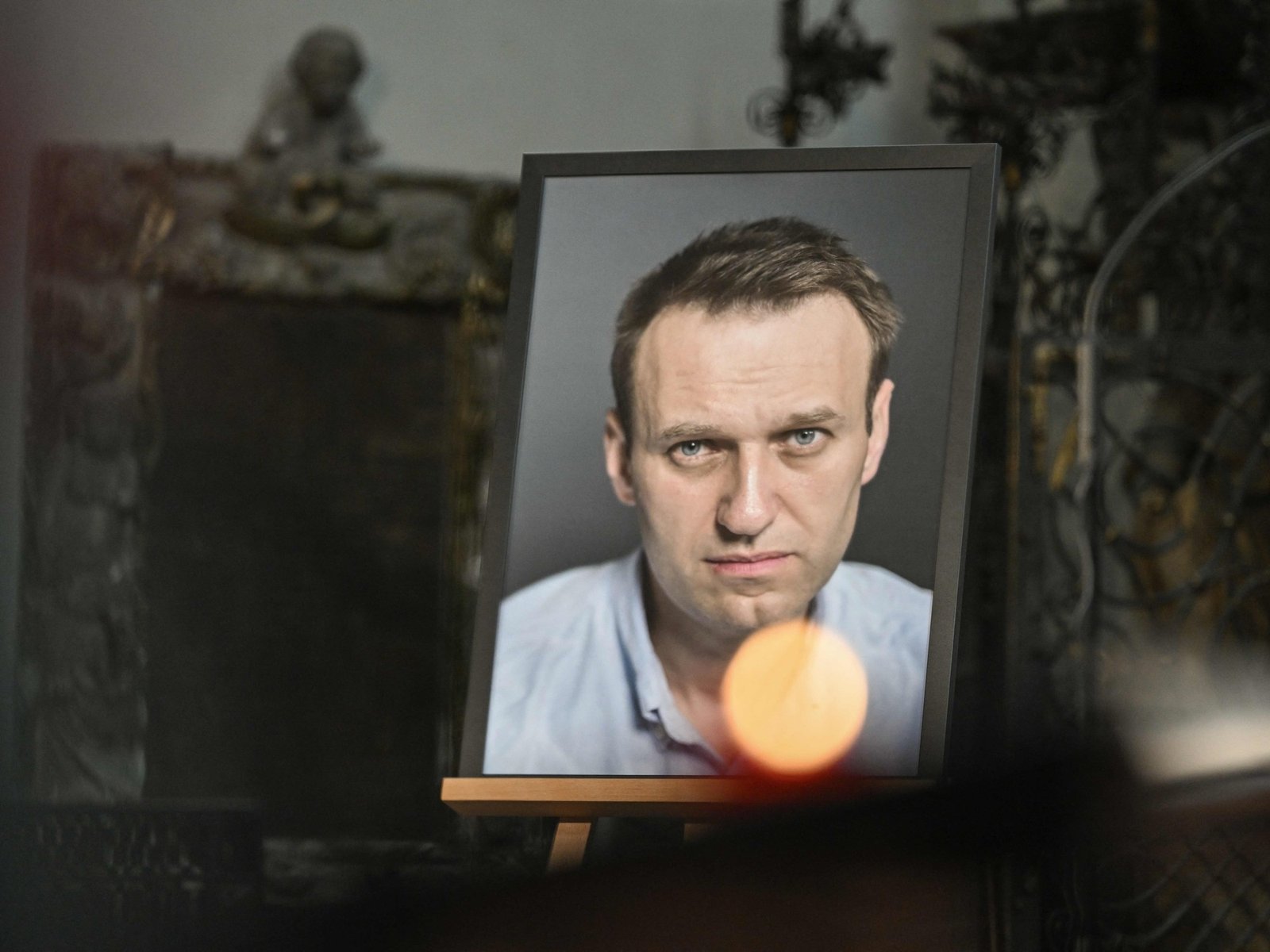 La historia detrás del diario de prisión que escribió antes de morir Alexei Navalny, el mayor opositor al régimen de Putin
