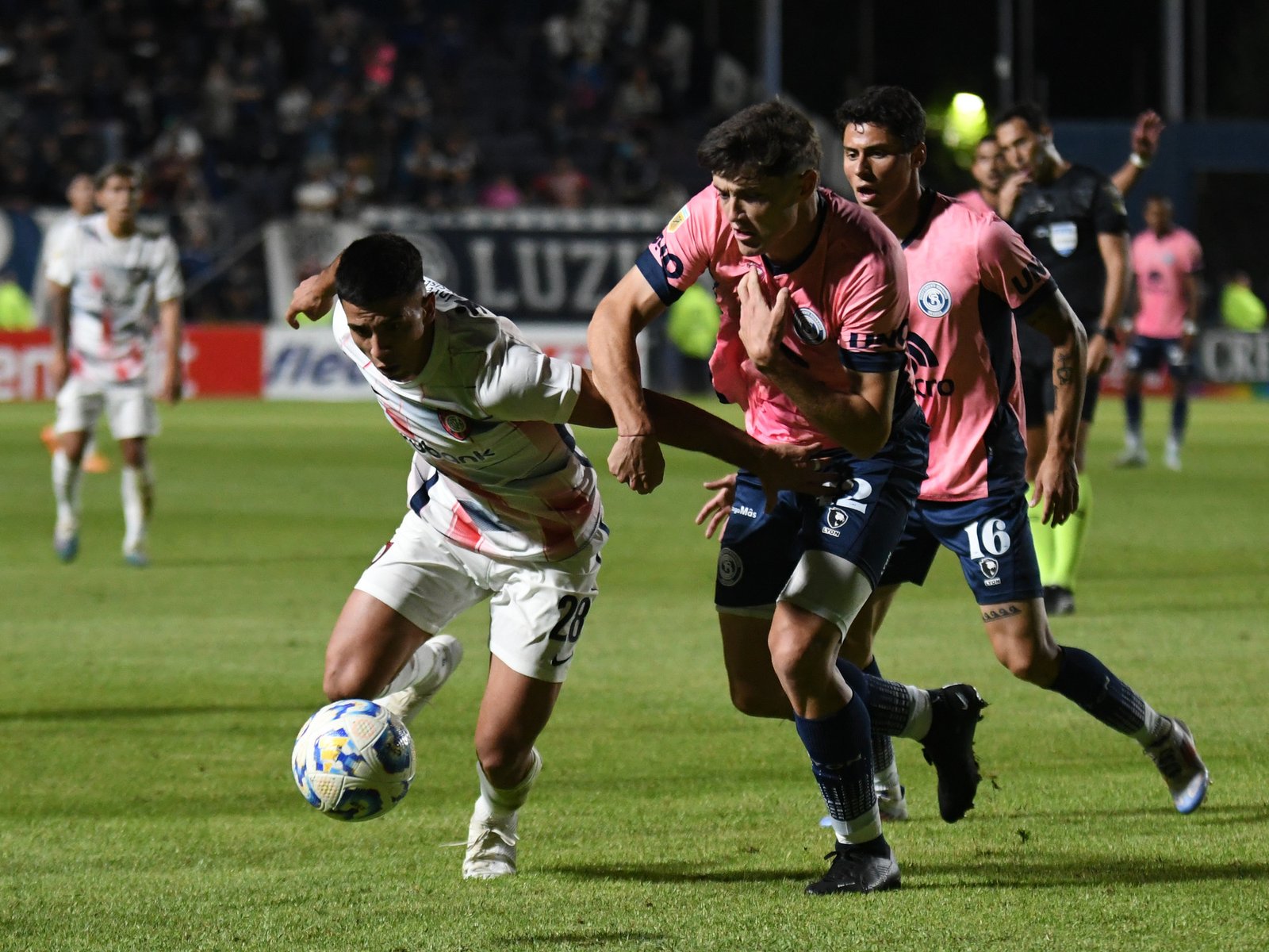 San Lorenzo volvió a sufrir su apatía ofensiva y no supo cómo recuperarse del gol tempranero de Independiente Rivadavia