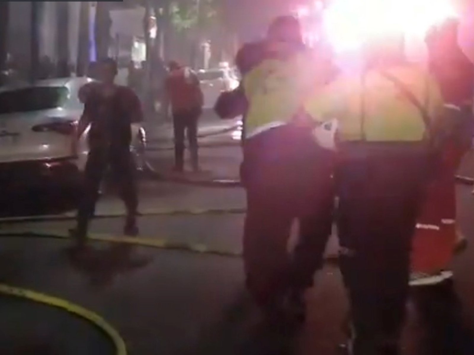 Trágico incendio en un conventillo en La Boca: hay al menos un muerto