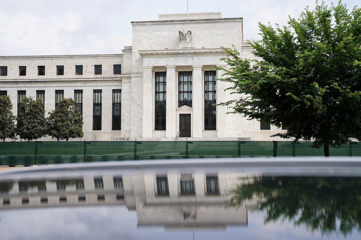 Un miembro de la Reserva Federal apunta que debe bajar los tipos con “más cautela” en adelante | Mercados Financieros