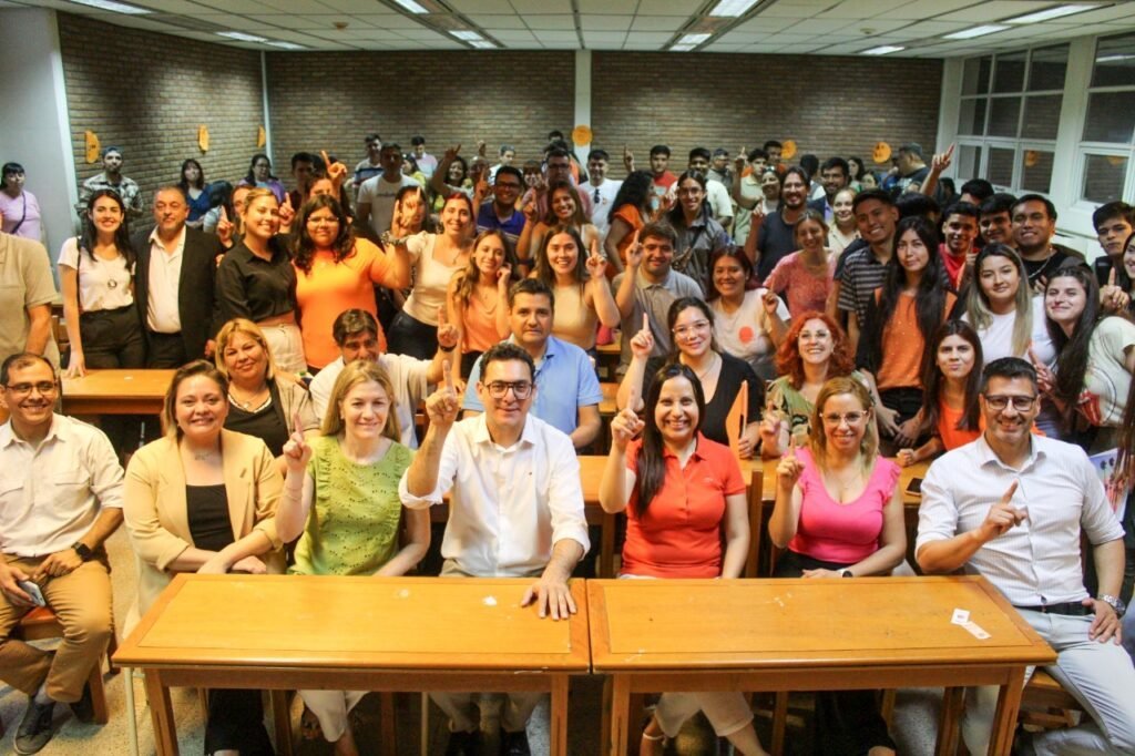 Fuerte respaldo de las carreras de Ciencias Jurídicas a Nueva UNLaR