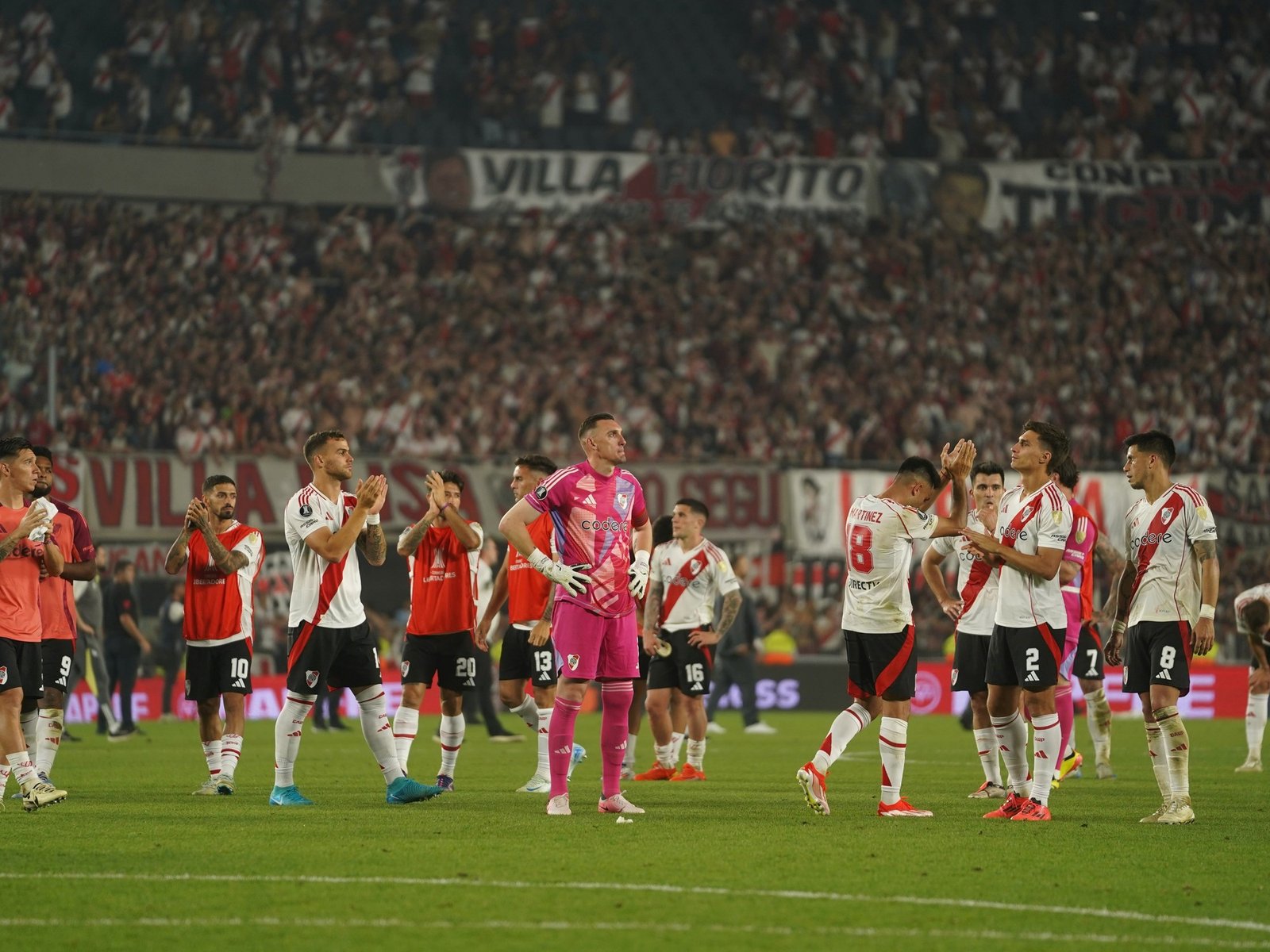 cuáles son los objetivos que le quedan al equipo de Gallardo después del cachetazo en la Copa Libertadores
