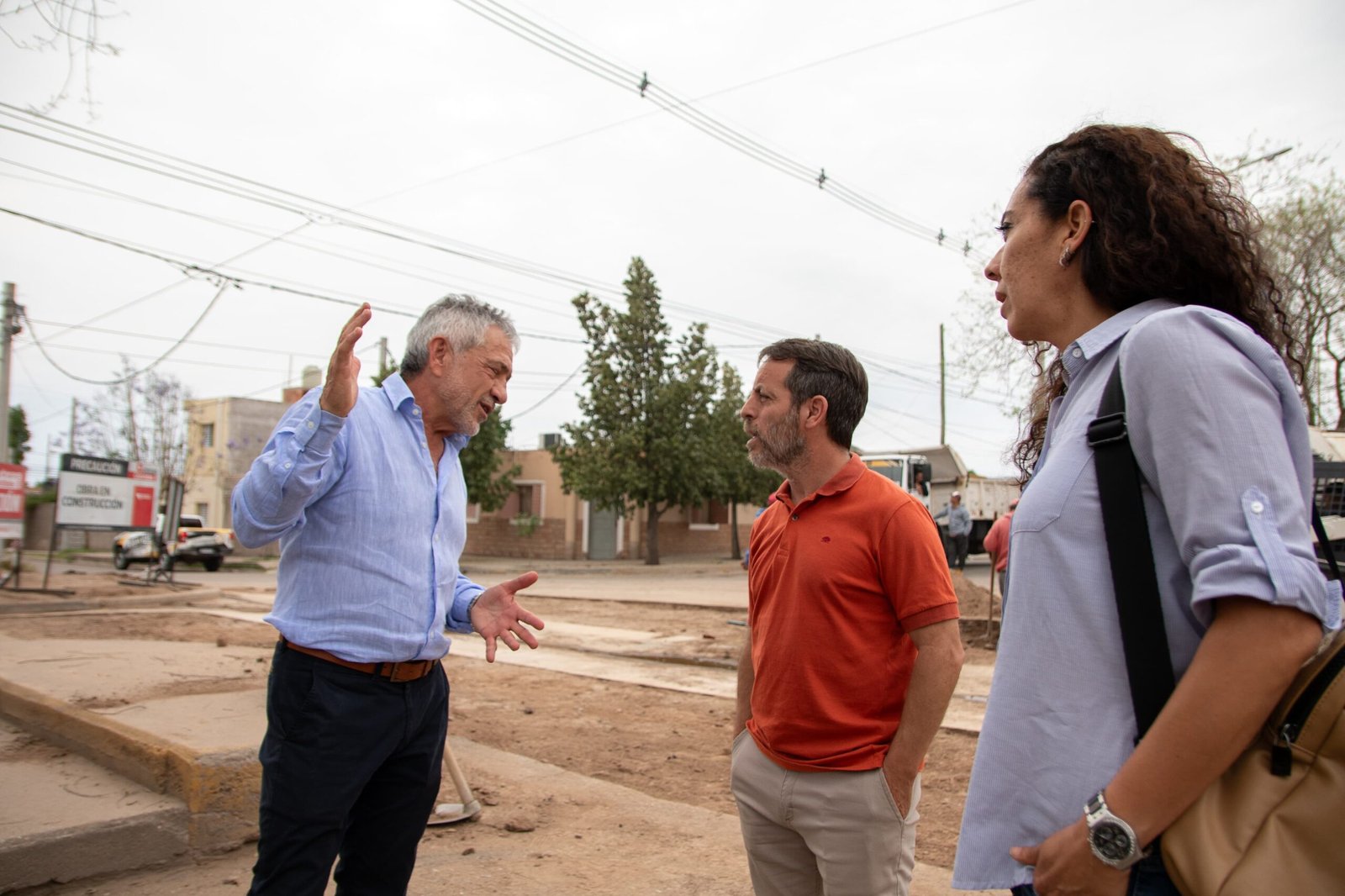 AVANZAN OBRAS DE MEJORAMIENTO EN AV. SANTA ROSA