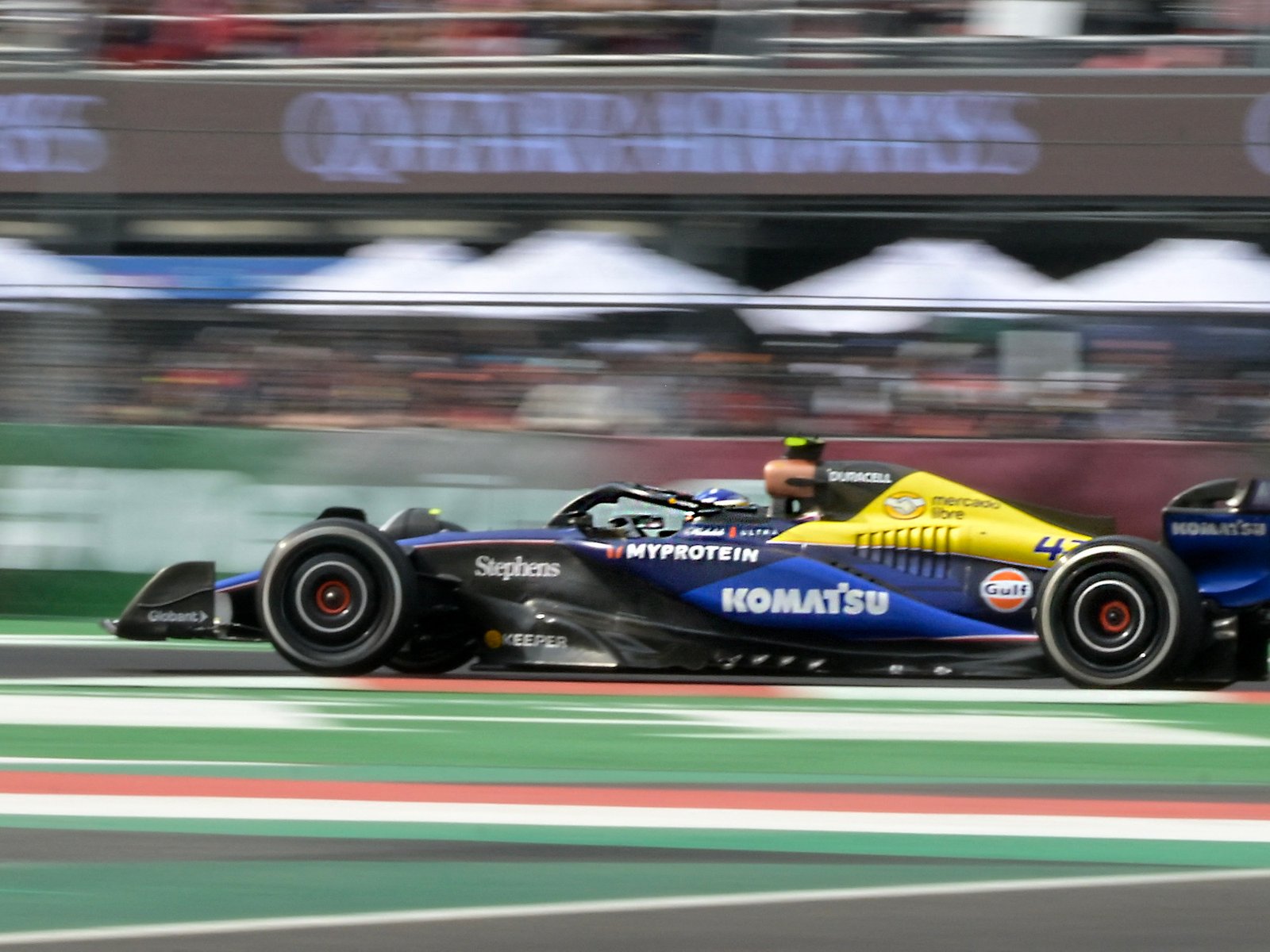 el piloto de Williams volvió a demostrar que rinde cuando más lo necesita y terminó 12° en México