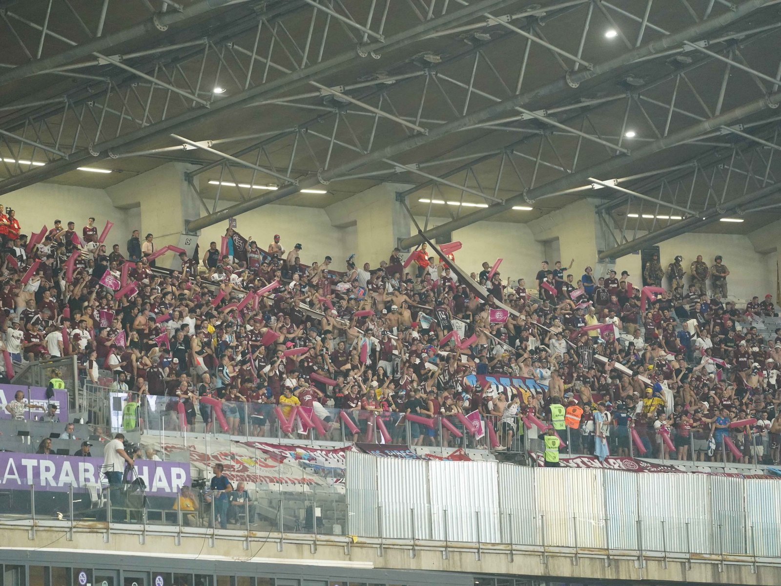 murió un ex dirigente en el ingreso al estadio Mineirao