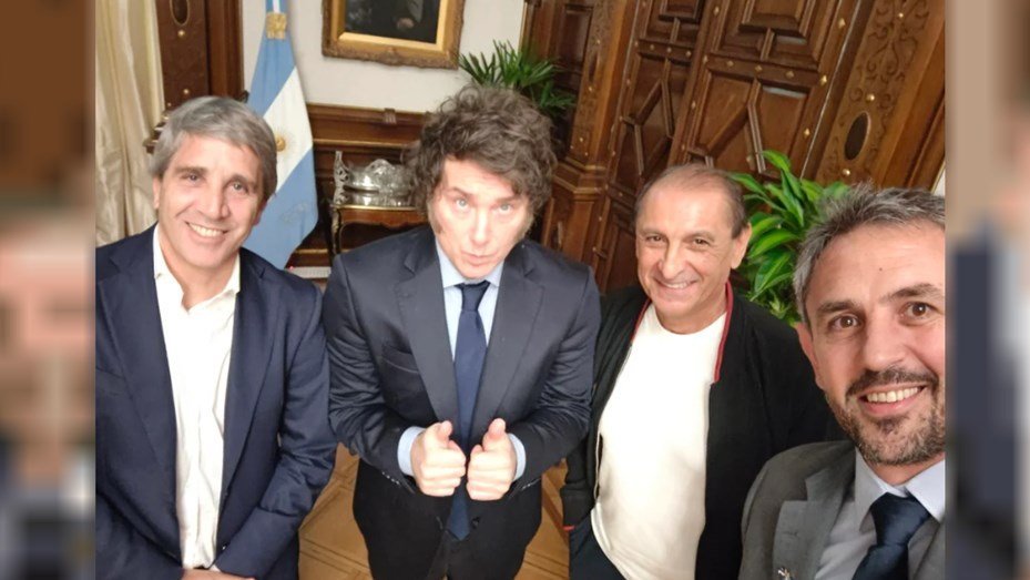 Ramón Díaz se refugió en Casa Rosada tras la expropiación de campos en La Rioja