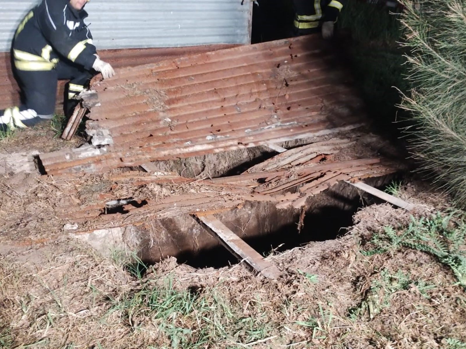 un albañil de 62 años fue asesinado, maniatado y arrojado a un pozo ciego