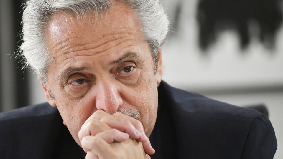 Alberto Fernández deberá presentarse a declarar el miércoles próximo en la causa Seguros | Aparecieron fotografías del expresidente con el broker Martínez Sosa