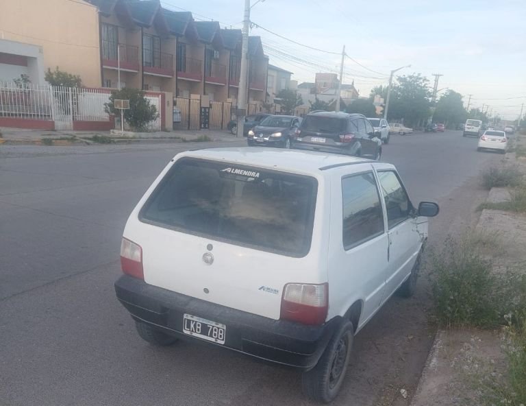 Apareció un auto robado y lo encontró su dueño, la policía cree que pagó un rescate