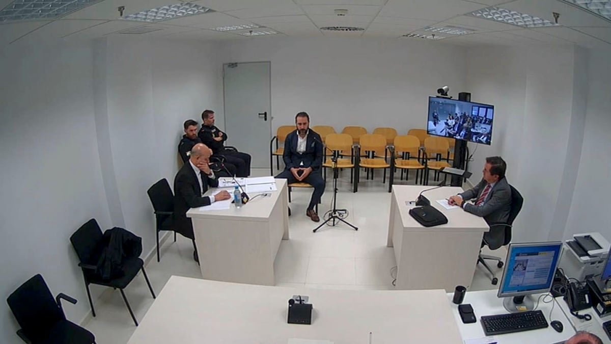 Claves de la declaración de Víctor de Aldama ante el juez: negocios en México, una foto con Sánchez, pagos y regalos | España
