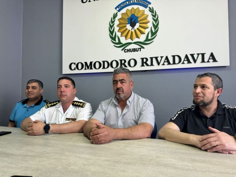 Conferencia de prensa por los detenidos en la persecución en la ruta 3 entre Comodoro Rivadavia y Trelew