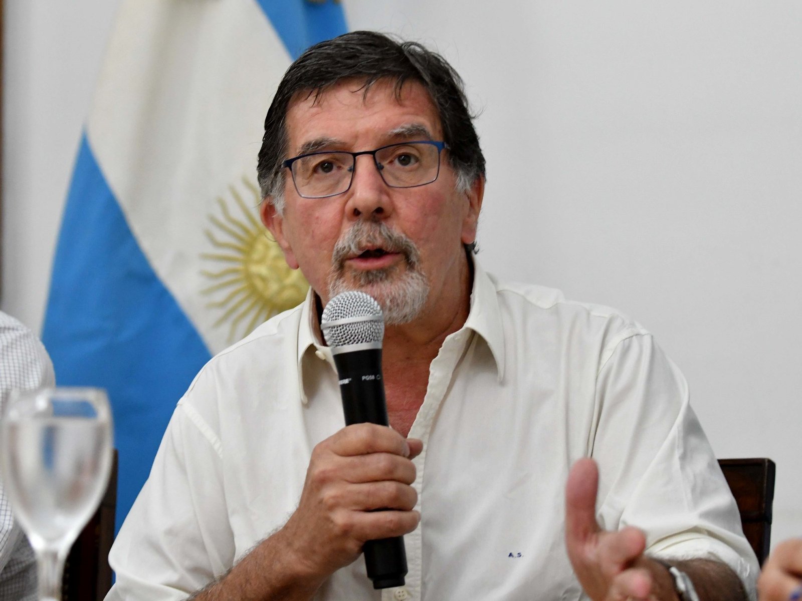 Crece la polémica por los libros de Educación Sexual en la Provincia y ya hay una denuncia contra Sileoni