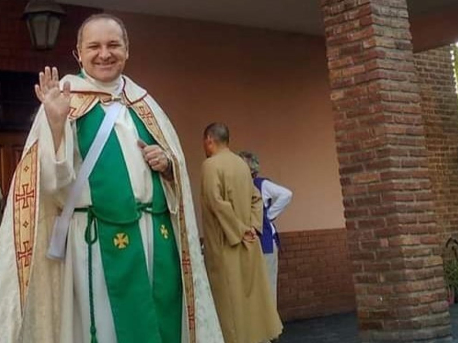 Denunciado por triple abuso sexual, un cura fue apartado de la diócesis por el obispo de Quilmes