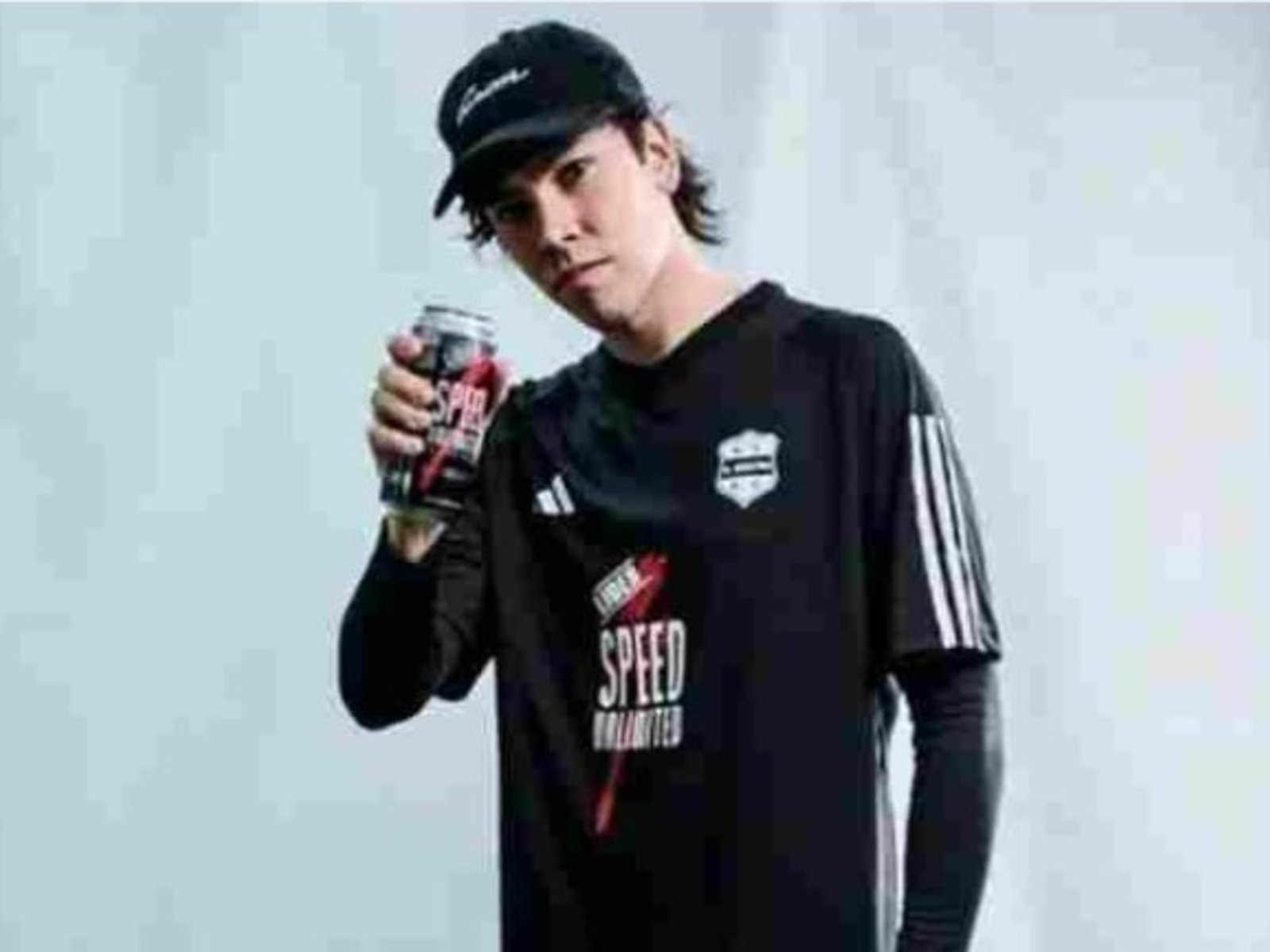 Deportivo Riestra anunció que el streamer Spreen será titular contra el líder Vélez e hizo ruido en las apuestas en la previa del partido