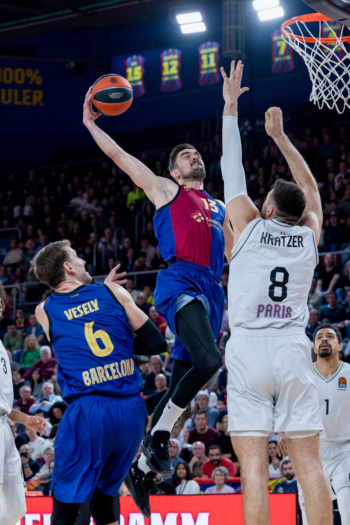 El Barcelona se enreda ante el París | Baloncesto | Deportes