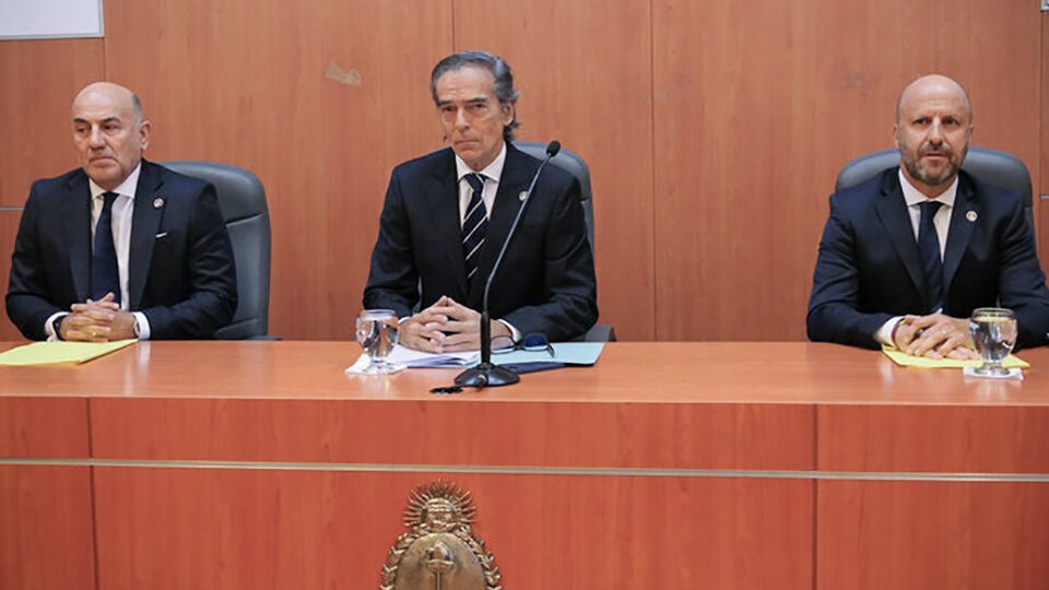 El ChatGPT develó las inconsistencias del fallo contra CFK | La expresidenta publicó una respuesta demoledora de la Inteligencia Artificial al fallo de la causa Vialidad