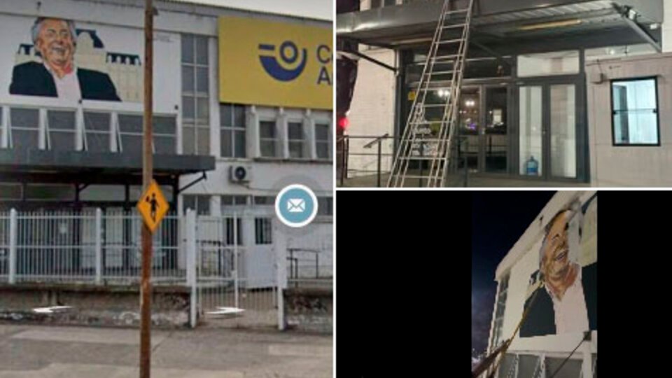 El Gobierno tapó un mural de Néstor Kirchner en la sede del Correo Argentino en Retiro | El morbo de Milei de borrar al kirchnerismo