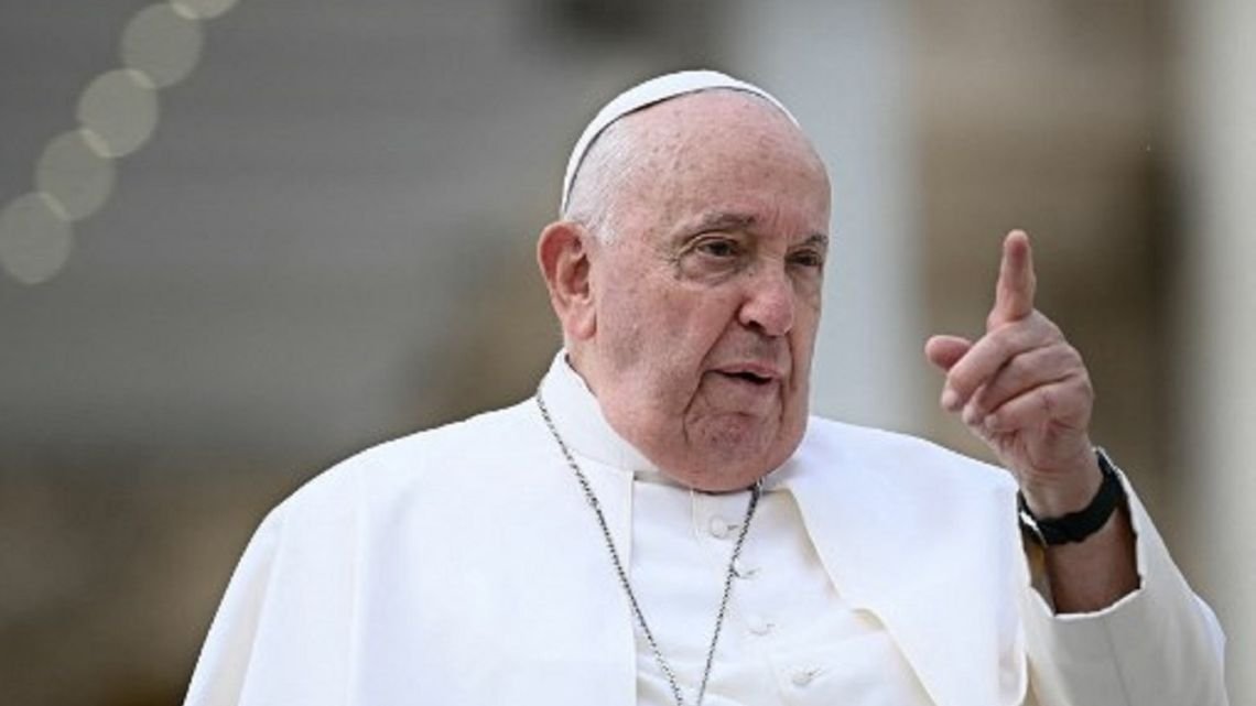 El Papa Francisco dijo que el conflicto en Gaza “tiene características de genocidio” y la DAIA lo repudió: “Declaraciones penosas”