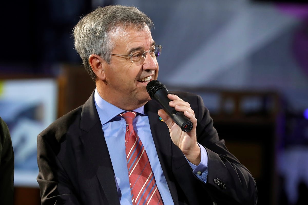 El juez cita al alcalde de Estepona para declarar por el presunto acoso sexual a un funcionario | España