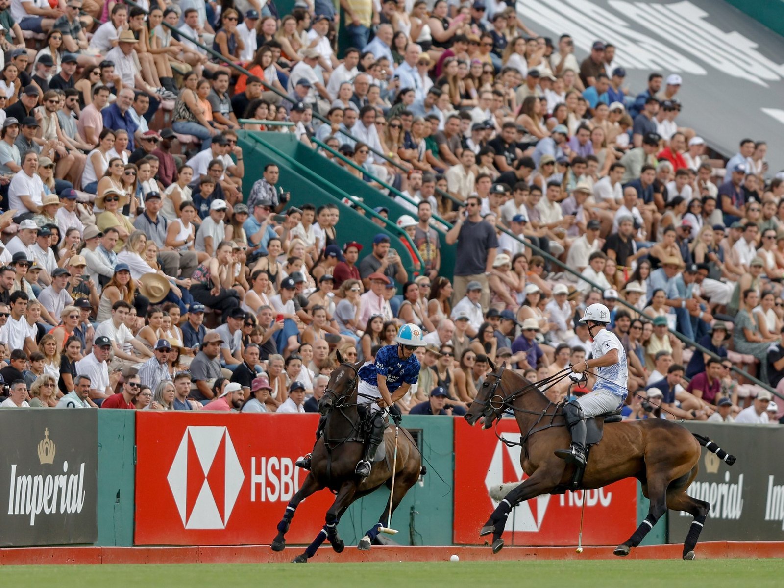Ellerstina y La Dolfina están afilados en el Abierto de Palermo de polo y palpitan el cruce por un lugar en la final