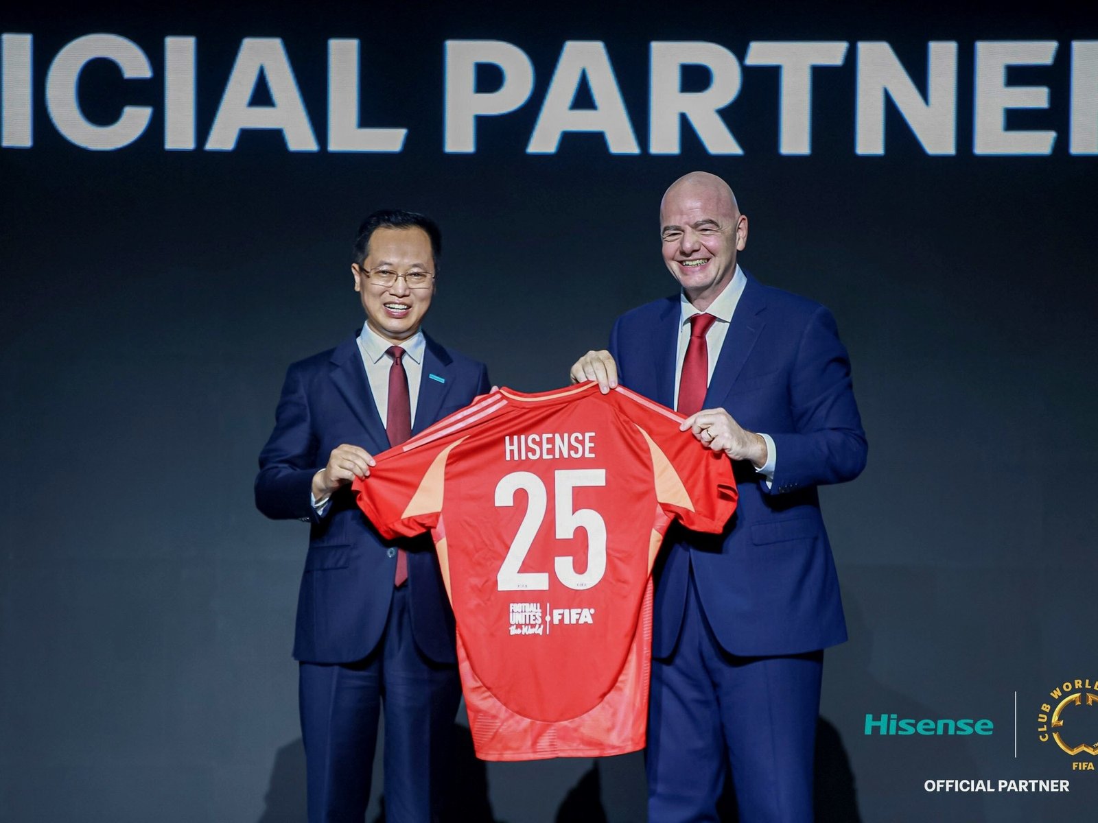 Europa se resiste a la FIFA y China llega con billetes para impulsar el torneo de 32 equipos gracias a Messi