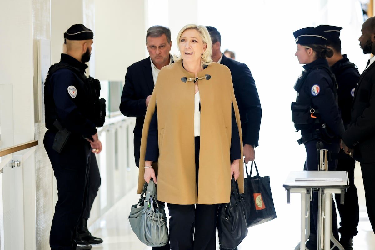 Francia: La Fiscalía pide cinco años de cárcel para Marine Le Pen y su inhabilitación inmediata para la política | Internacional