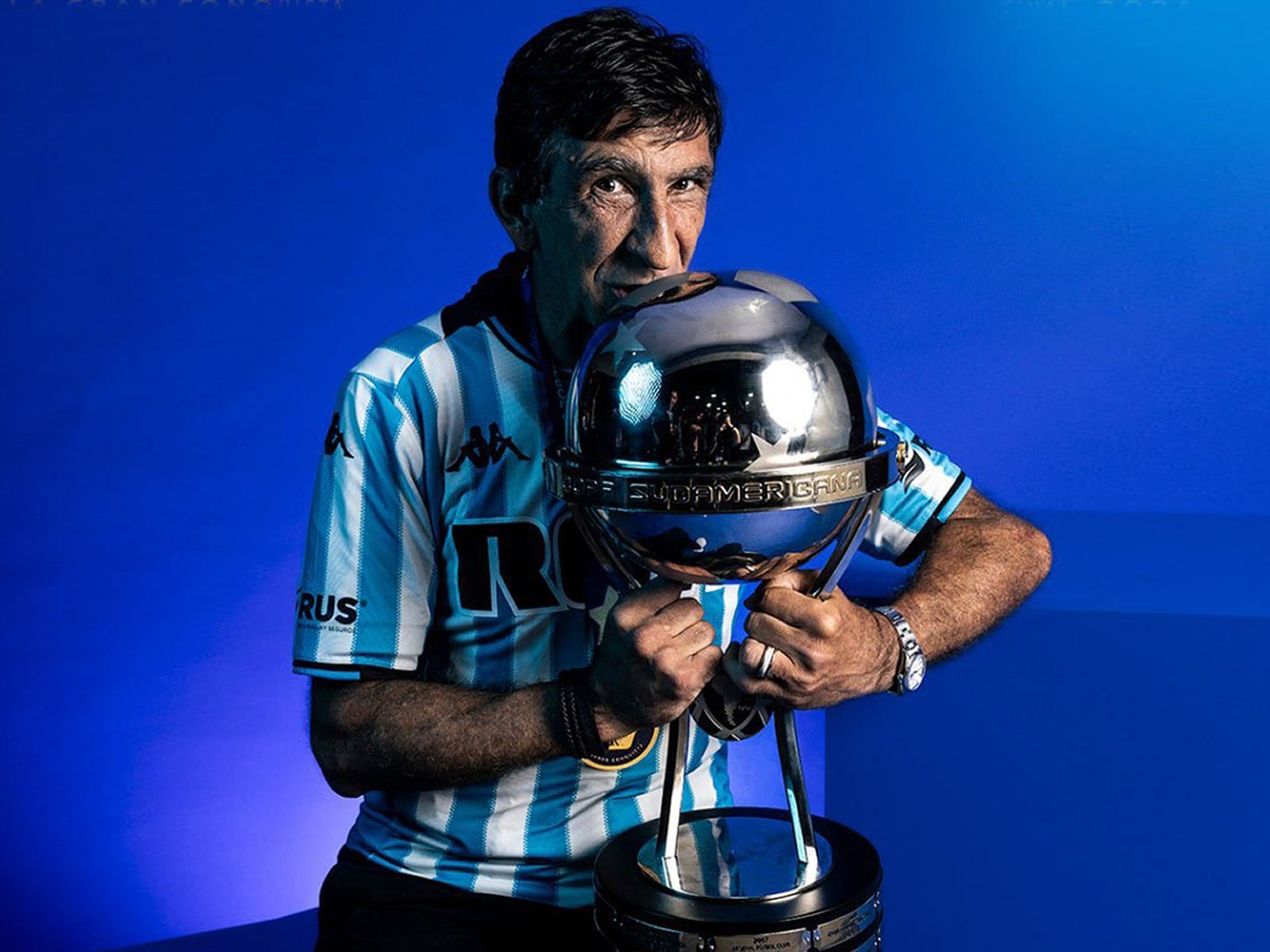 Gustavo Costas pidió que no lo metan en la interna política de Racing y no aseguró su continuidad después de las elecciones