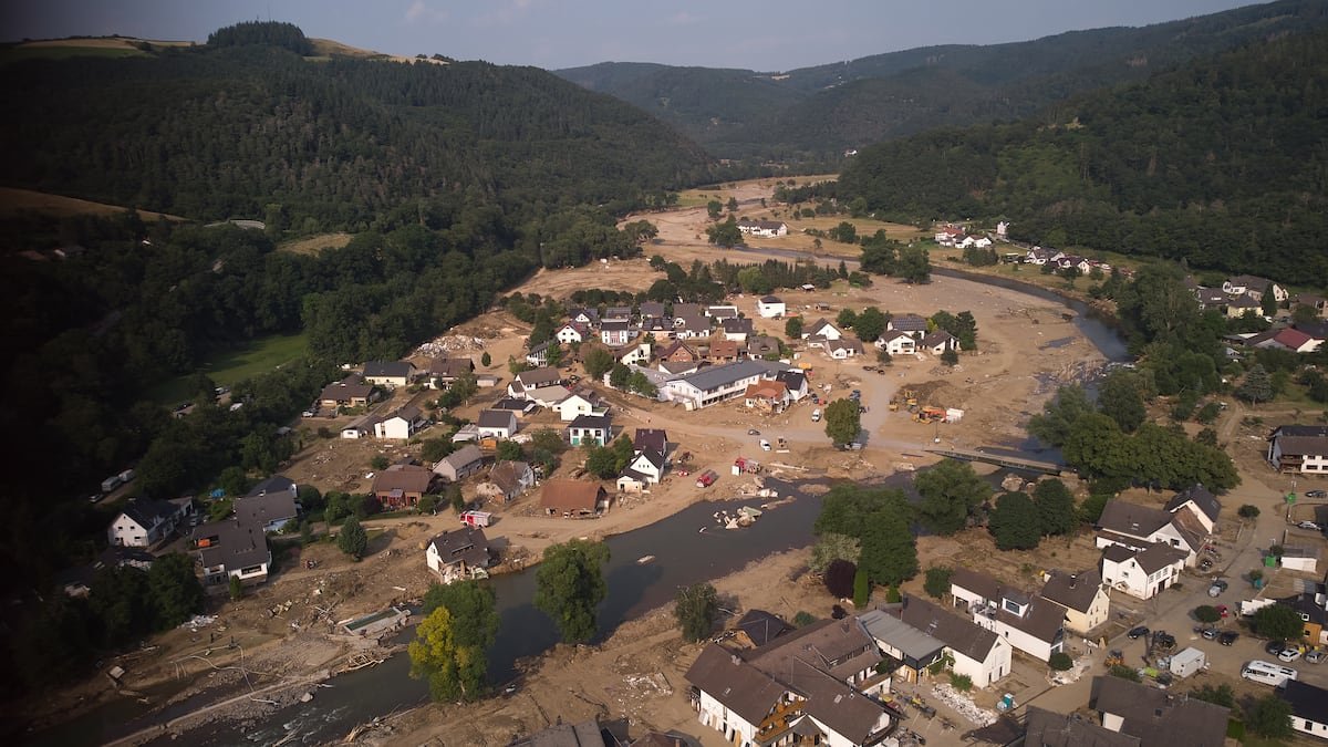 Inundaciones letales, alarma tardía, dirigente ‘desaparecido’, descoordinación en las administraciones. ¿Valencia? No, Alemania 2021 | España
