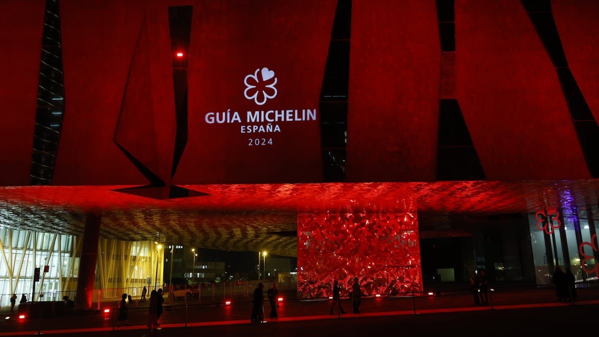 La gala de las Estrellas Michelin 2025, en directo | Murcia acoge la ceremonia que corona con hasta tres estrellas a los mejores chefs | Gastronomía: recetas, restaurantes y bebidas