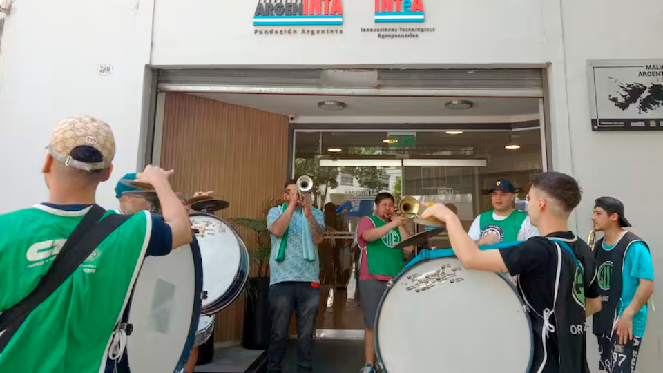 La reacción de los trabajadores del INTA al desguace del Gobierno | Se puso en marcha un plan de lucha