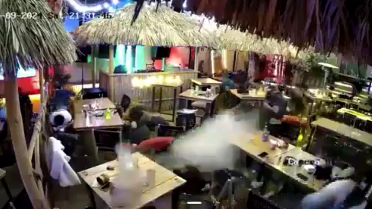 Los Cantaritos: Al menos 10 muertos en un ataque armado contra un bar en Querétaro