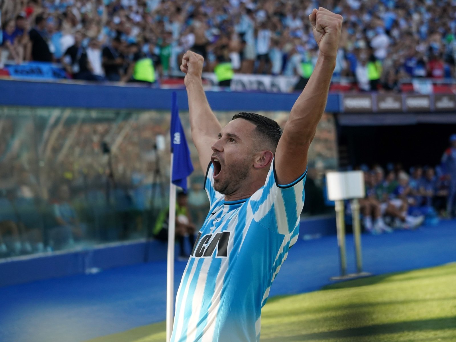 Maravilla Martínez disfruta de su segunda vida y a fuerza de goles y más goles llevó a Racing a ser campeón de la Copa Sudamericana