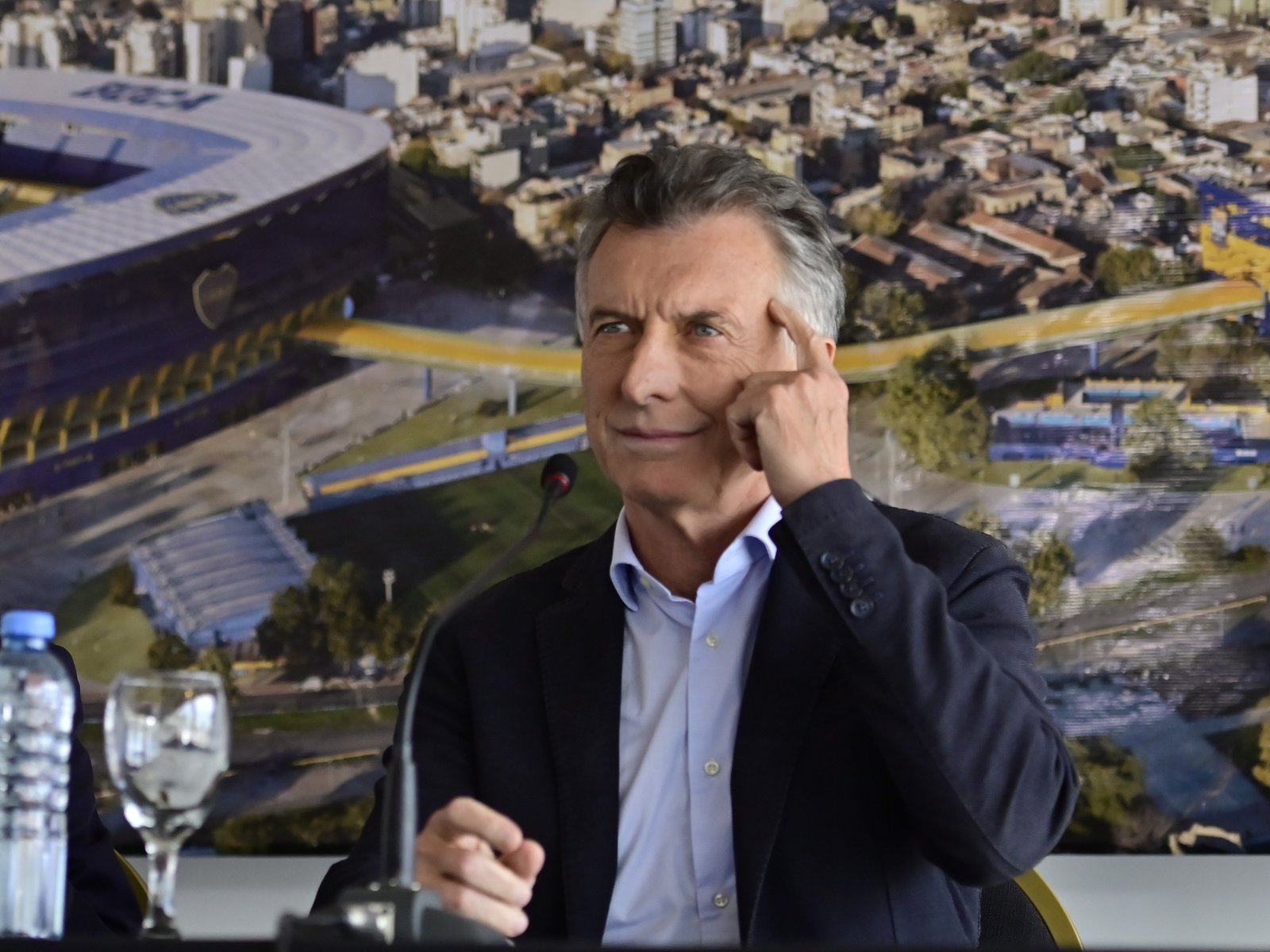 Mauricio Macri apuntó contra Juan Román Riquelme y dijo que le preocupa más Boca que el país porque el club “no tiene rumbo”