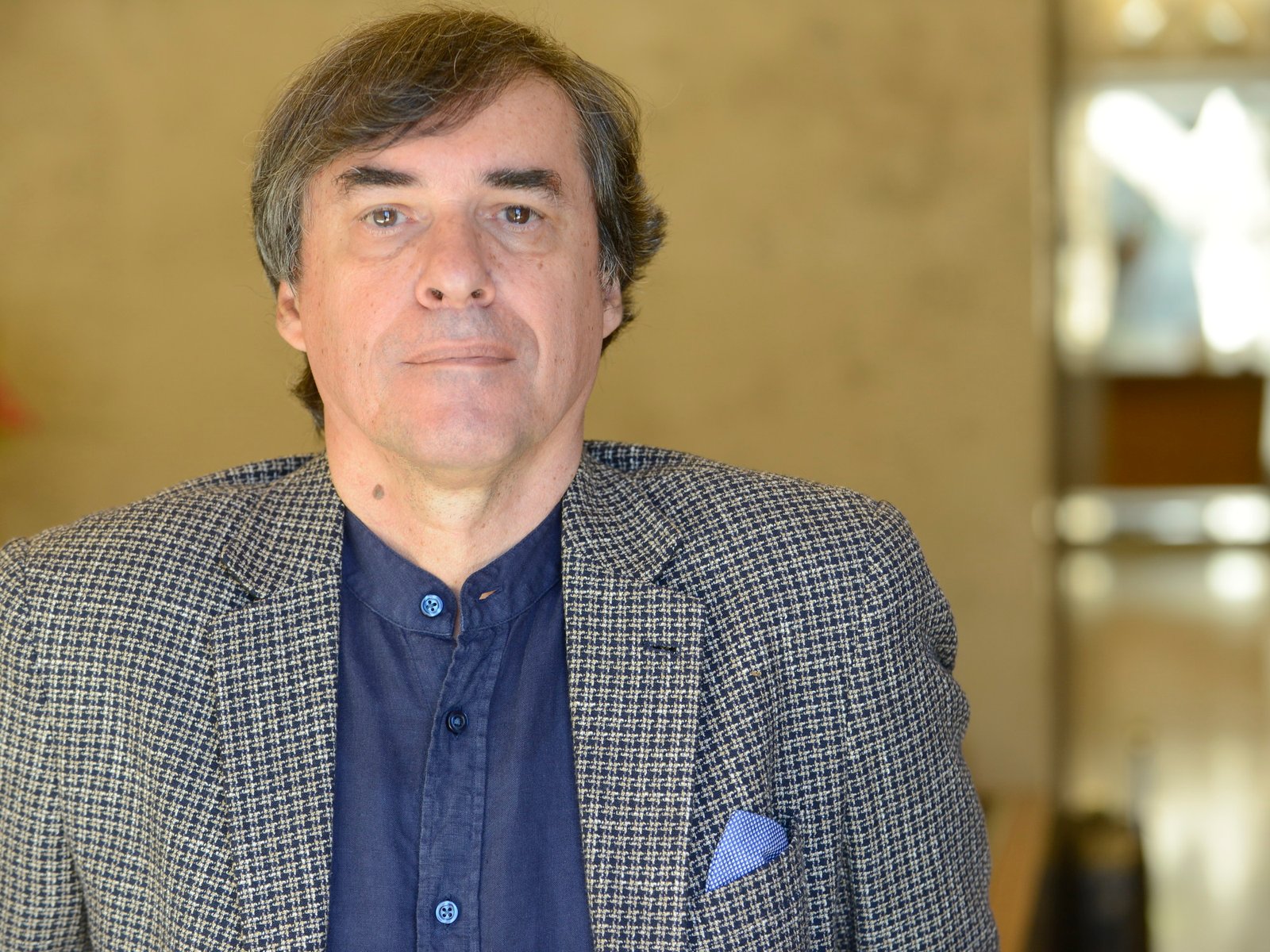 “Me pregunté cómo podía contar la historia, todas las historias”