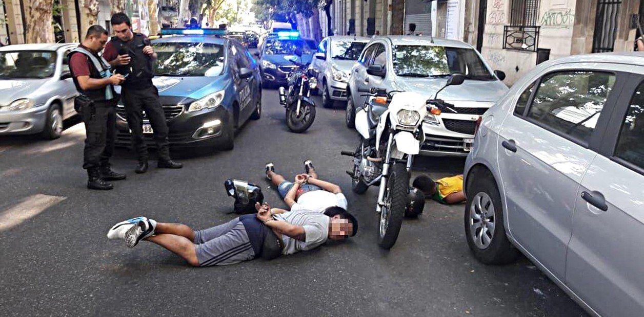 Motochorros y robos a casas, la principal alarma por la inseguridad en la Ciudad