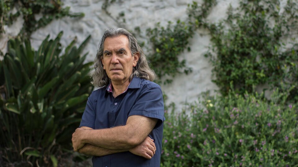 Pablo Llonto presenta su libro sobre la Controafensiva montonera | “Derecho a la resistencia”