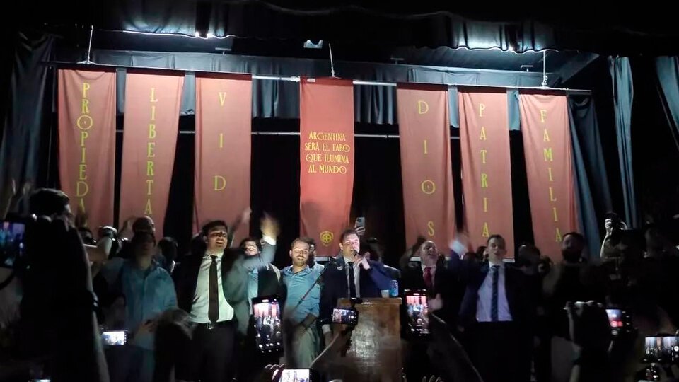 Piden investigar al “brazo armado” libertario   | Los diputados socialistas Fein y Paulón denunciaron a los libertarios 