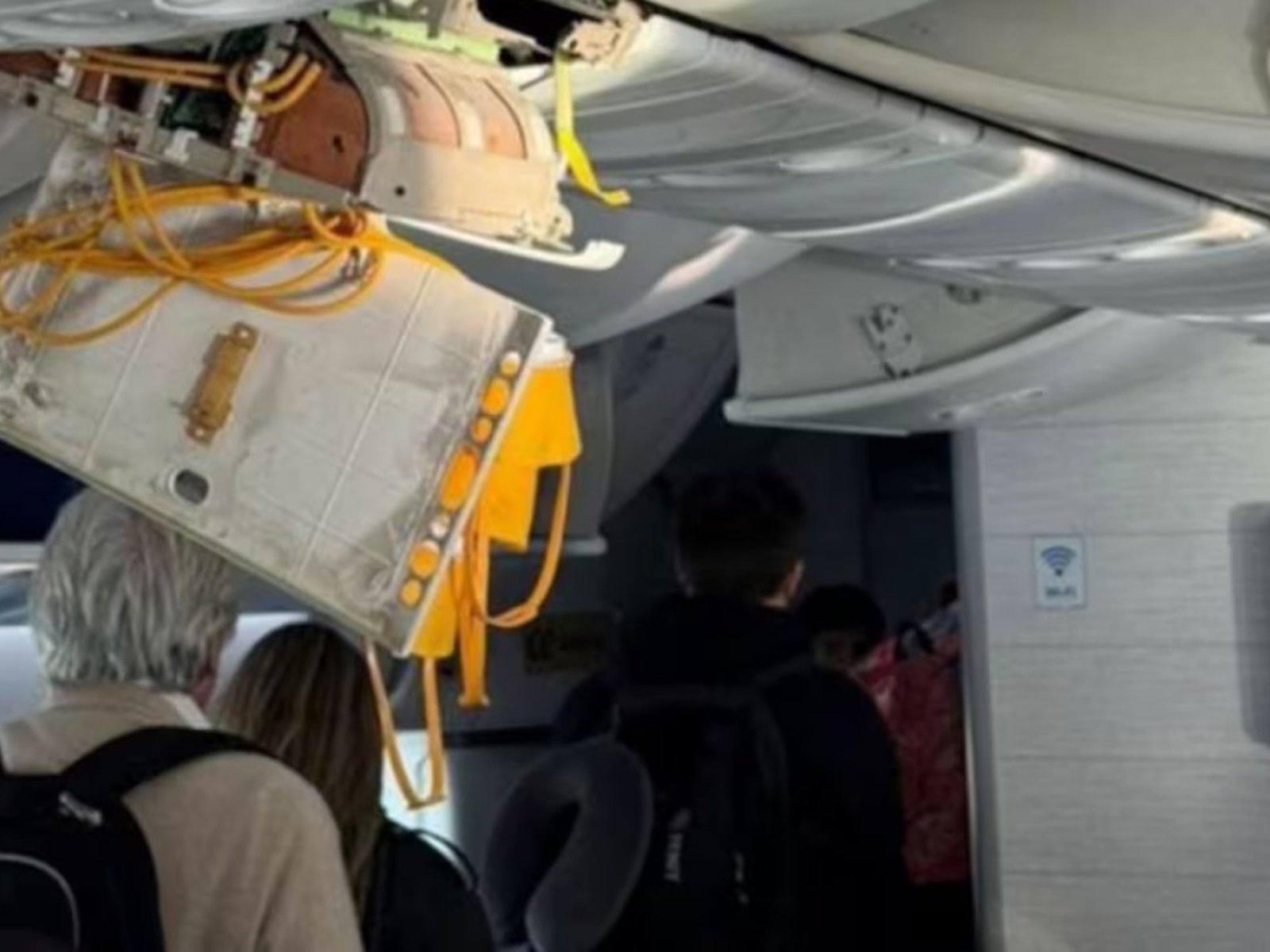Un avión de Lufthansa que salió de Ezeiza sufrió severas turbulencias en pleno vuelo sobre el Atlántico: al menos 11 heridos