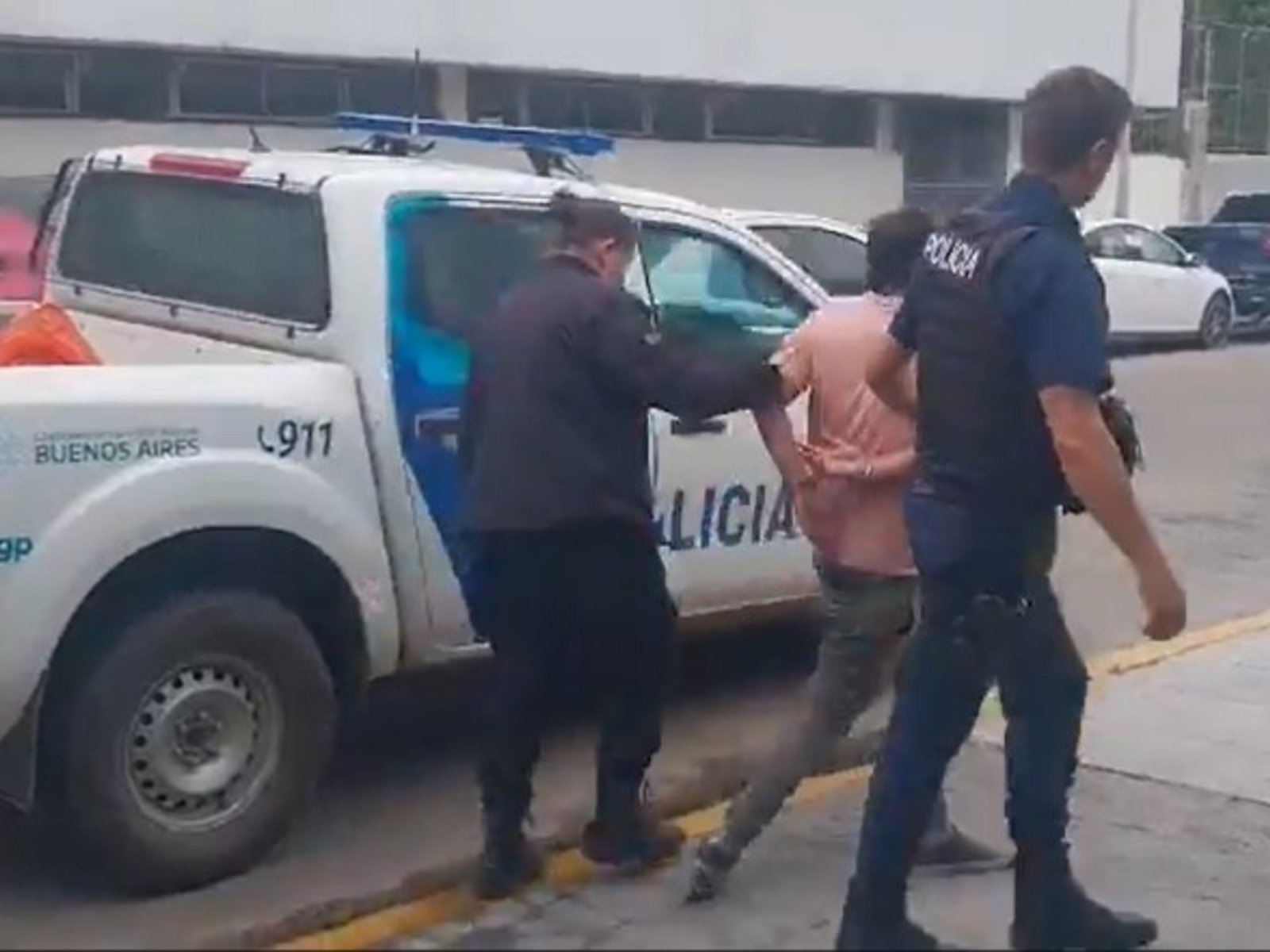Un empleado municipal que conducía alcoholizado en Mar del Plata amenazó a un policía y le iniciarán un sumario para echarlo