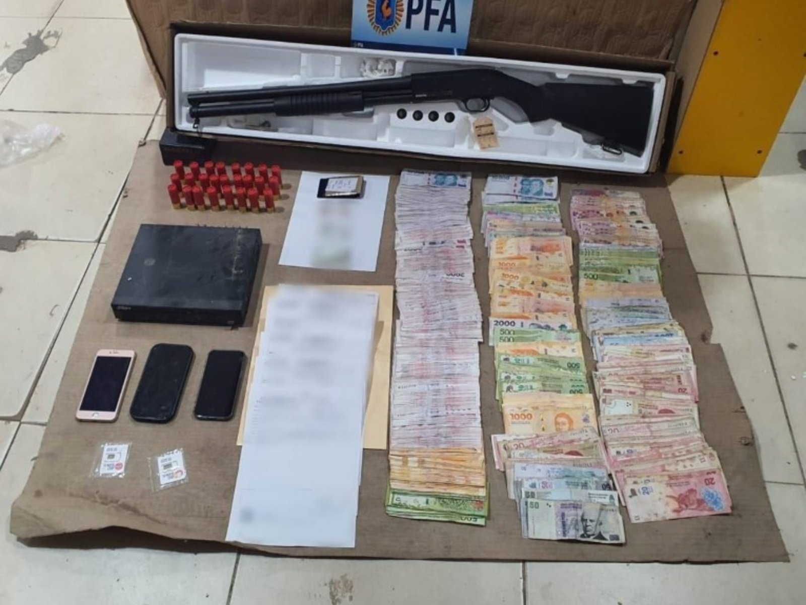 detuvieron a una banda que extorsionaba en supermercados del conurbano