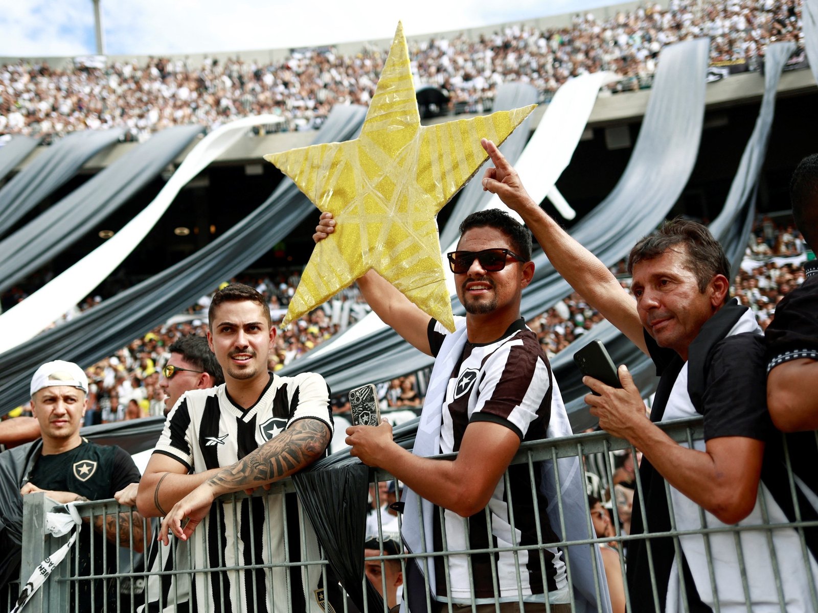 el color de los hinchas brasileños en el Monumental, donde sólo faltó el “Dale, campeón”