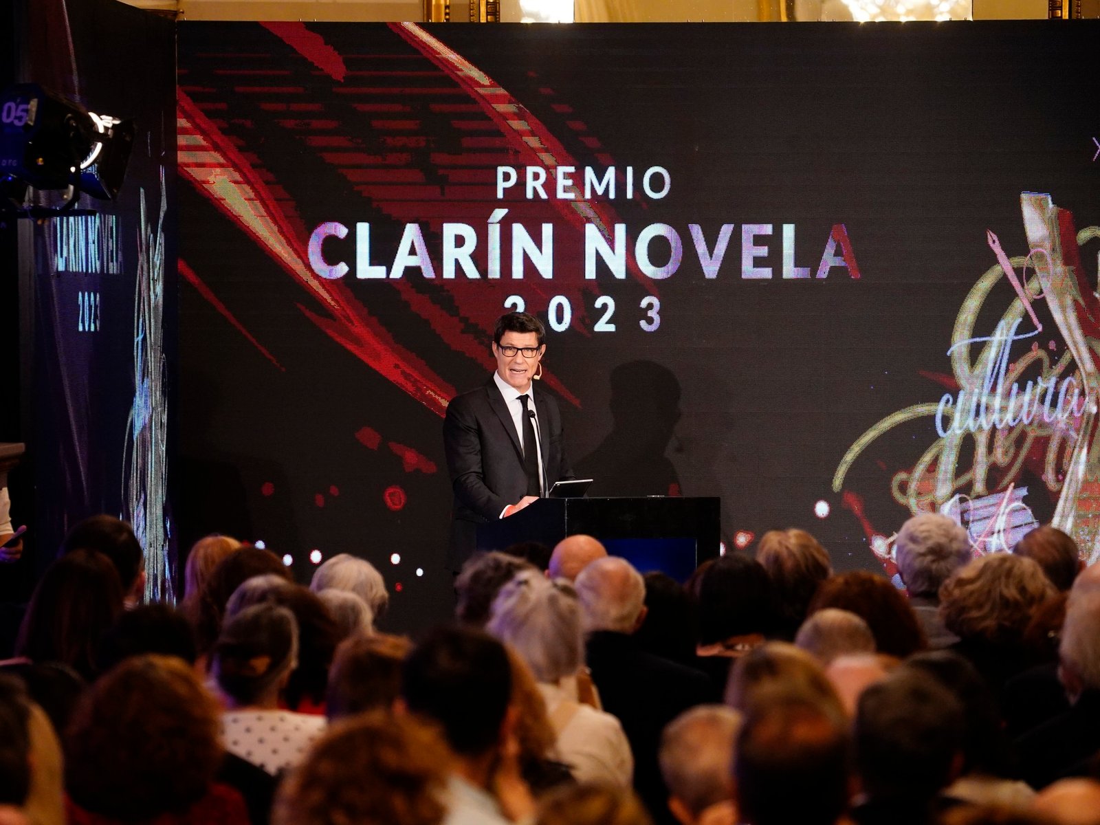 esta noche se anuncia cuál es la obra ganadora